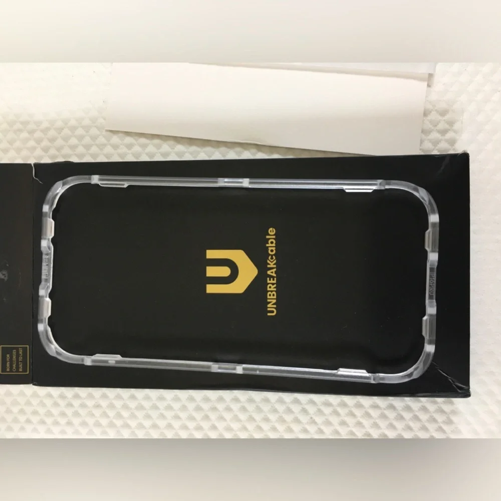 Unbreakcable Screen protector iPhone 14, Iphone 15, 6.1” (Open but never used)